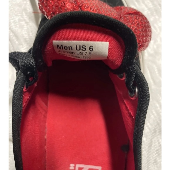 Rare VANS x HELLO KITTY AUTHENTIC (BLACK/BOW) SHOES (MEN6/WOMEN 6.5 - Picture 7 of 9